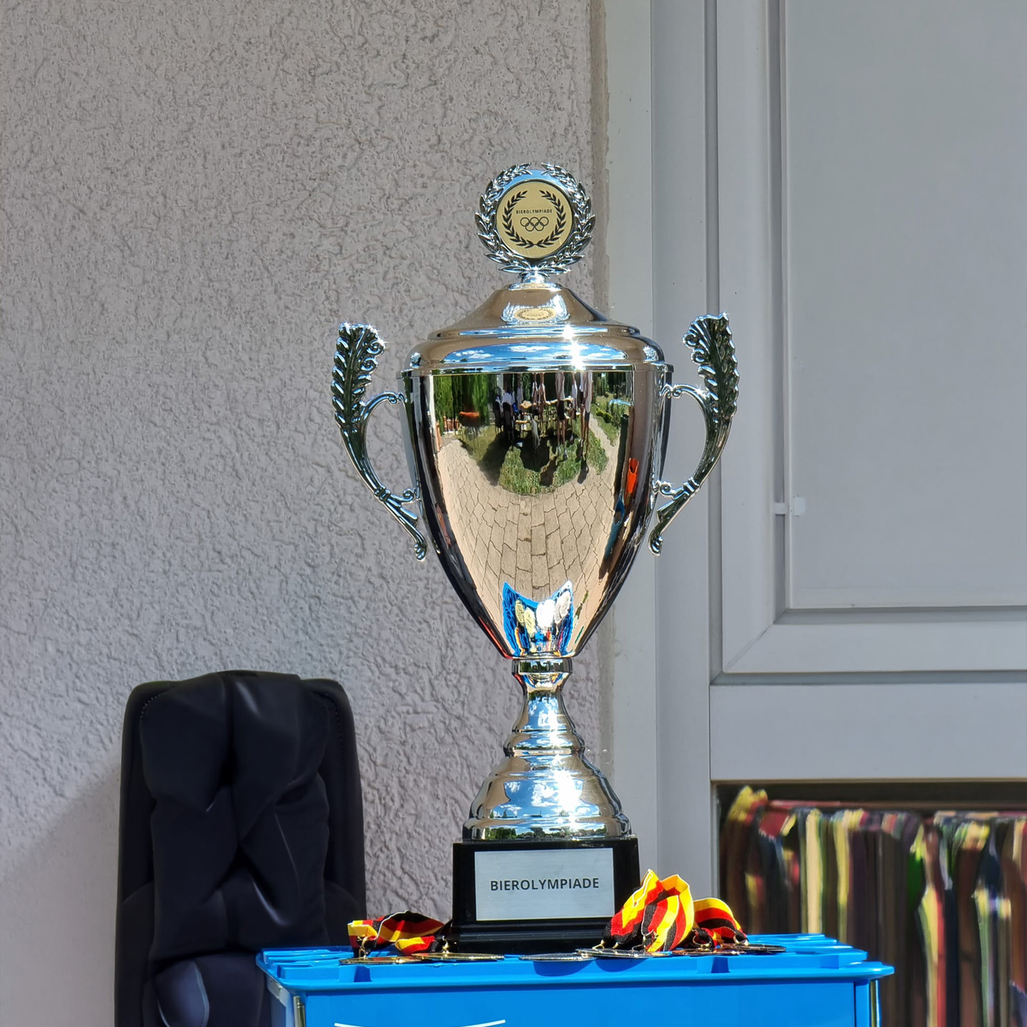 Der heilige Pokal der Bierolympiade